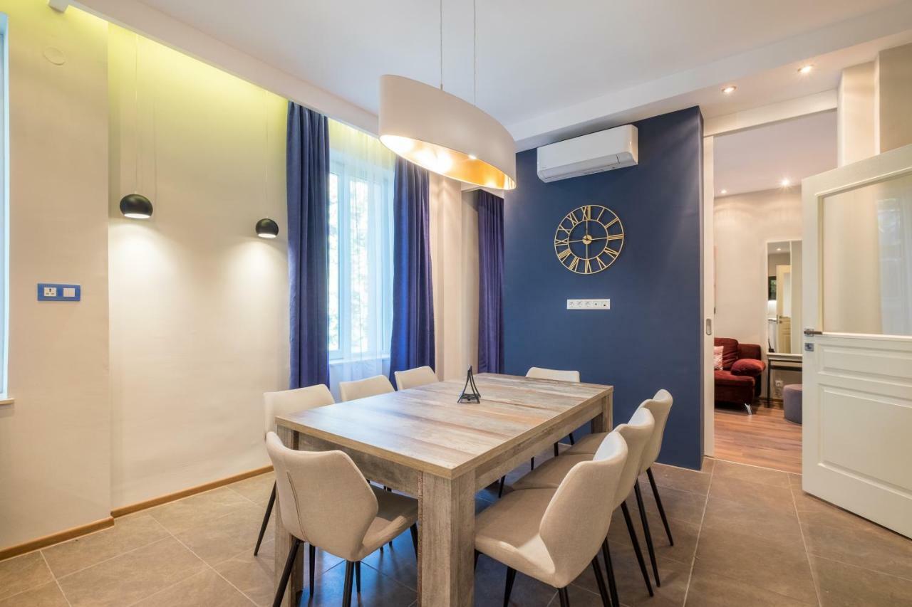 Apartament Cozy 3-bedroom With Stylish Comfort And Chic Decor